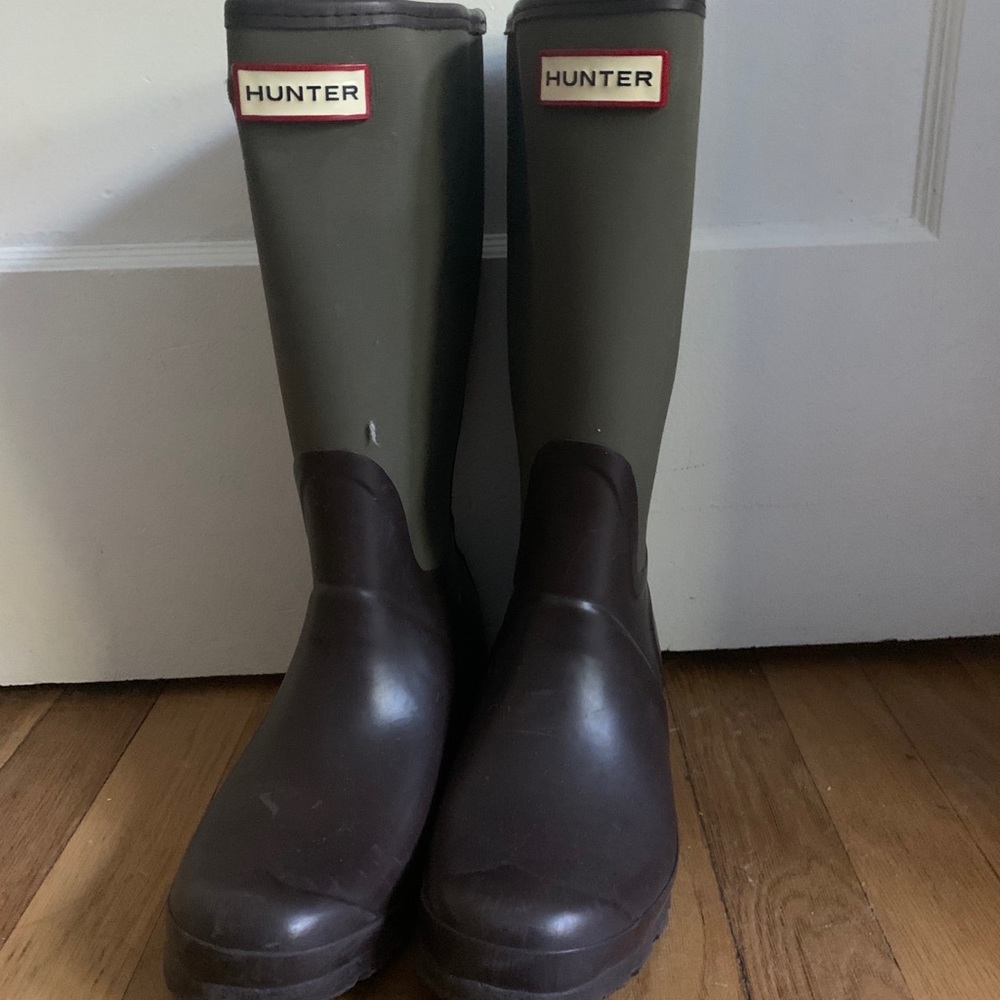 Green/brown Hunter boots